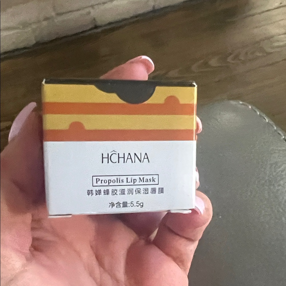 HCHANA Propolis Lip Mask